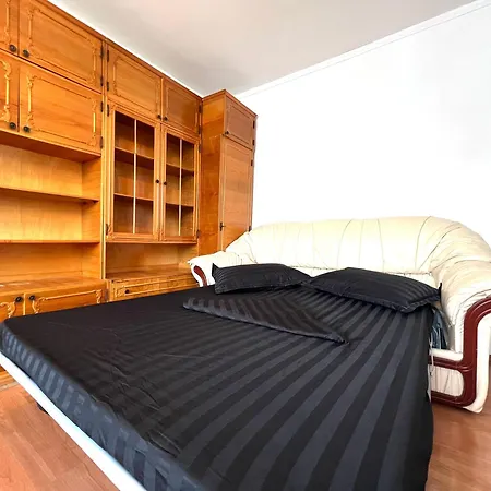 Apartamento 2 - 150m Plaja - Mangalia Saturn